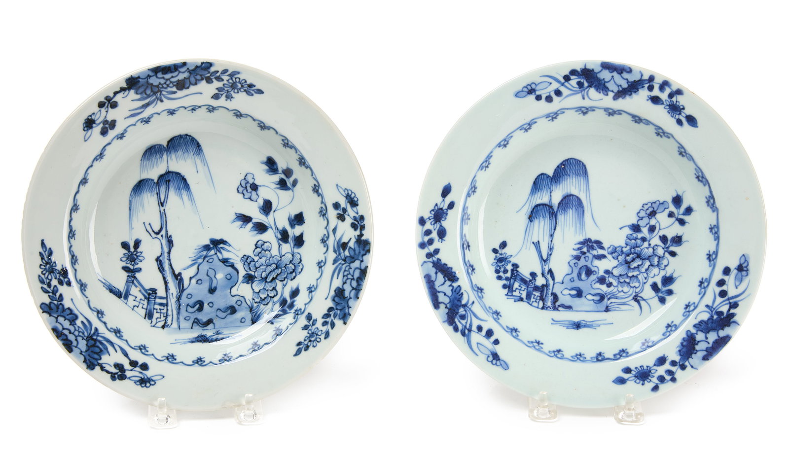 Pair of Nanking Cargo Export Bowls (1 of 3)