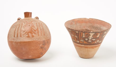 Two early Peruvian Pottery Vessels