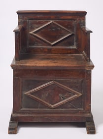 Early Shoe Foot Chair