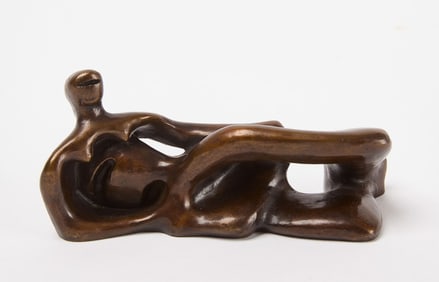 Henry Moore – Bronze Reclining Figure
