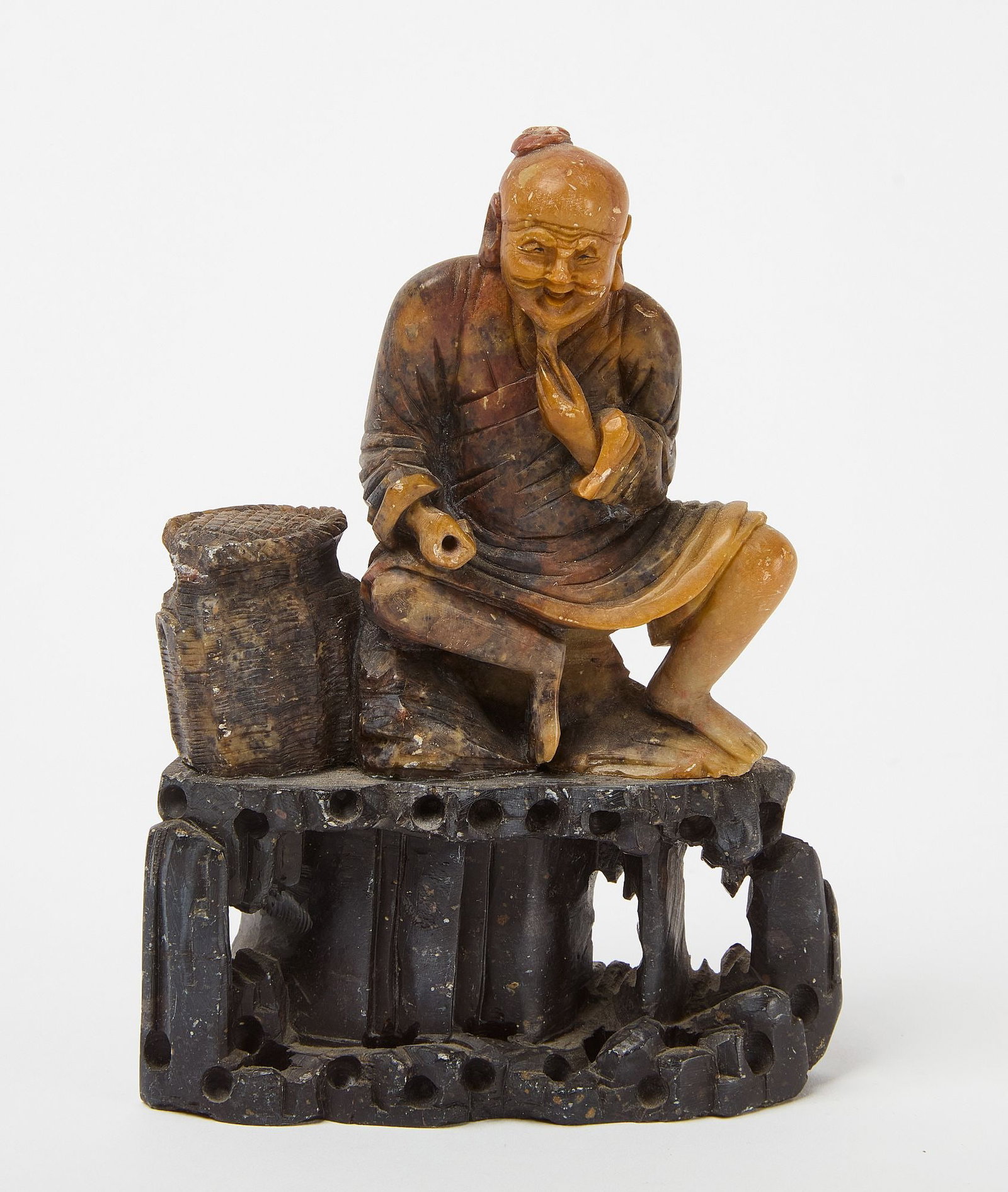 Carved Chinese Soapstone Figure: Carved Chinese soapstone figure. H 5-1/2" W 4". Condition: Minor imperfections. No damage noted. Link for high-res images: https://www.dropbox.com/scl/fo/kprkb46y7r38prha7gfrp/AIBhhkMFRR3ADa