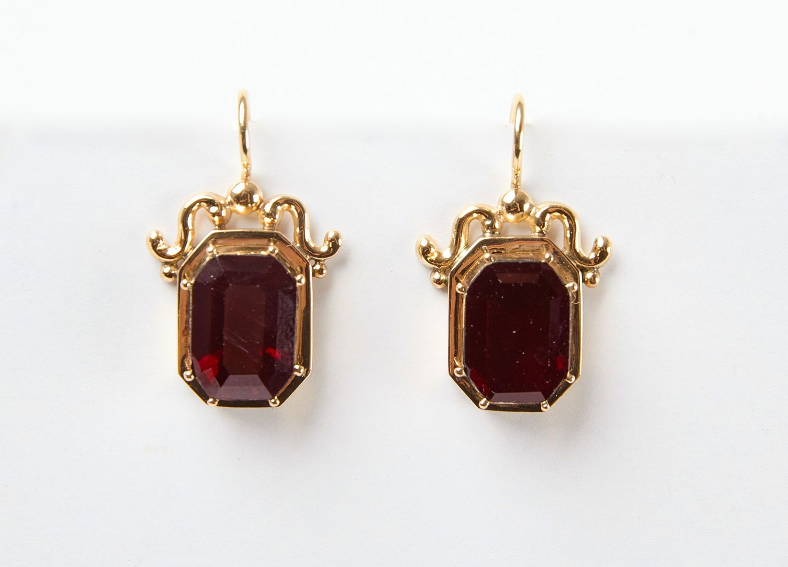 Rhodolite Garnet Pair of Earrings (1 of 3)