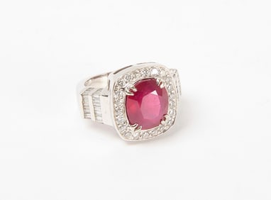 18k White Gold Ring with Diamonds and Center Filled Ruby