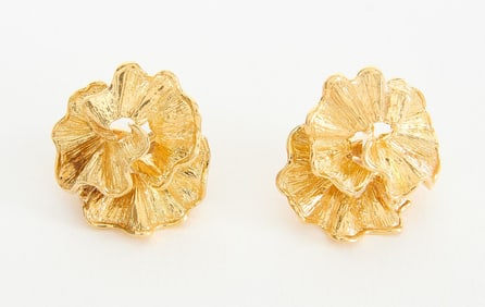 Cartier Pair of 18k Yellow Gold Clip Earrings