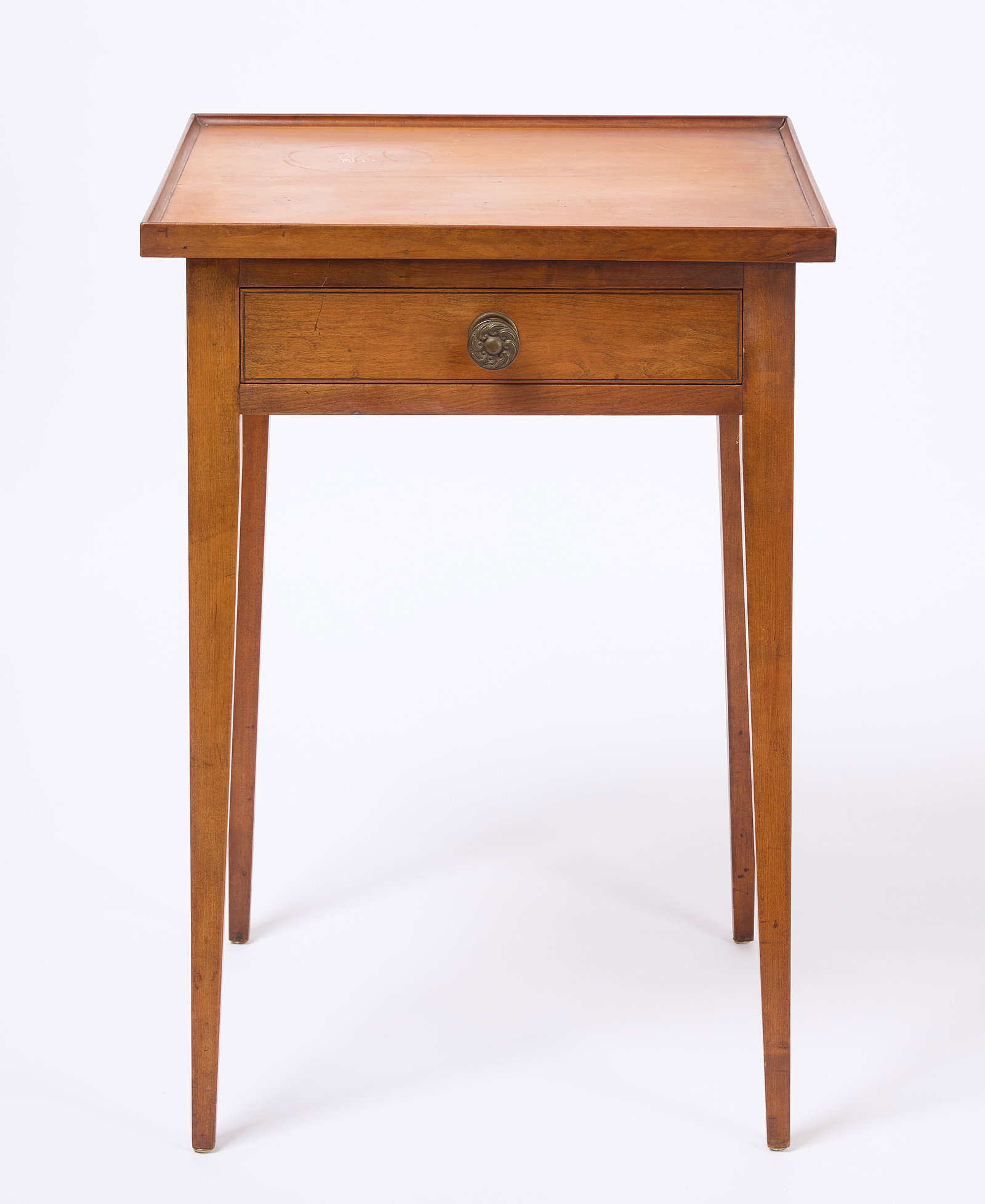 Hepplewhite Tray-Top Stand (1 of 5)