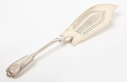 Colonial Indian Silver Fish Server