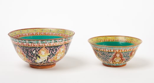 Two Bencharong Porcelain Bowls with Overglaze Enamel Decoration