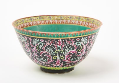 Rare Large Bencharong Porcelain Bowl