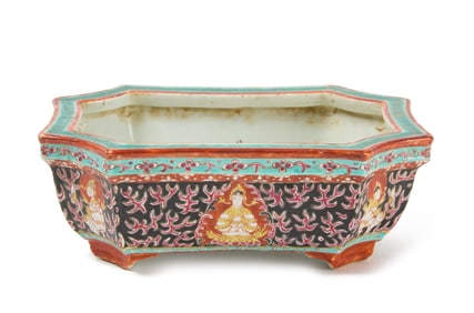 A Very Rare Bencharong Porcelain Eight-Sided Jardinière