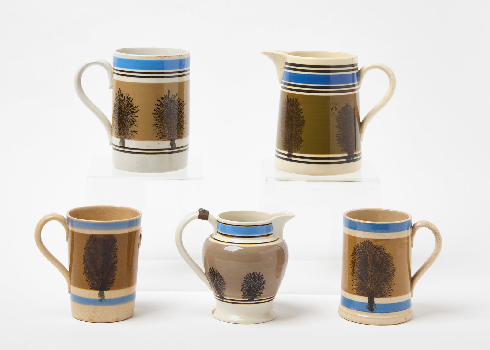 Five Pieces of Seaweed Mocha Ware (1 of 5)