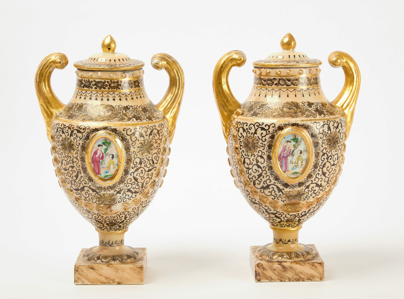 Pair of Porcelain Chinese Trade Covered Vases (1 of 7)