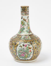 Famile Rose Thousand Butterflies Vase