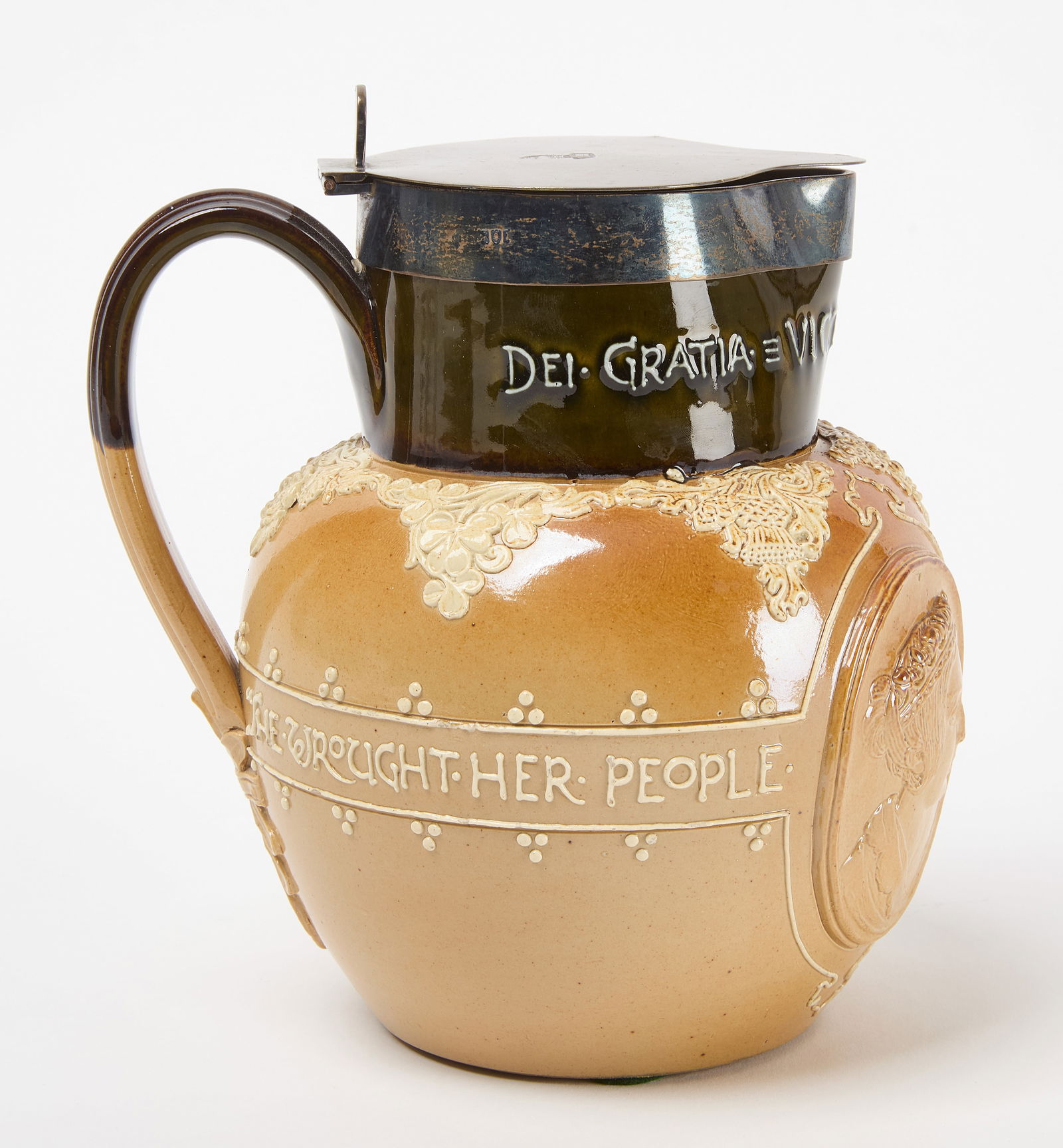 Royal Doulton Lambethware Queen Victoria Pitcher (1 of 7)