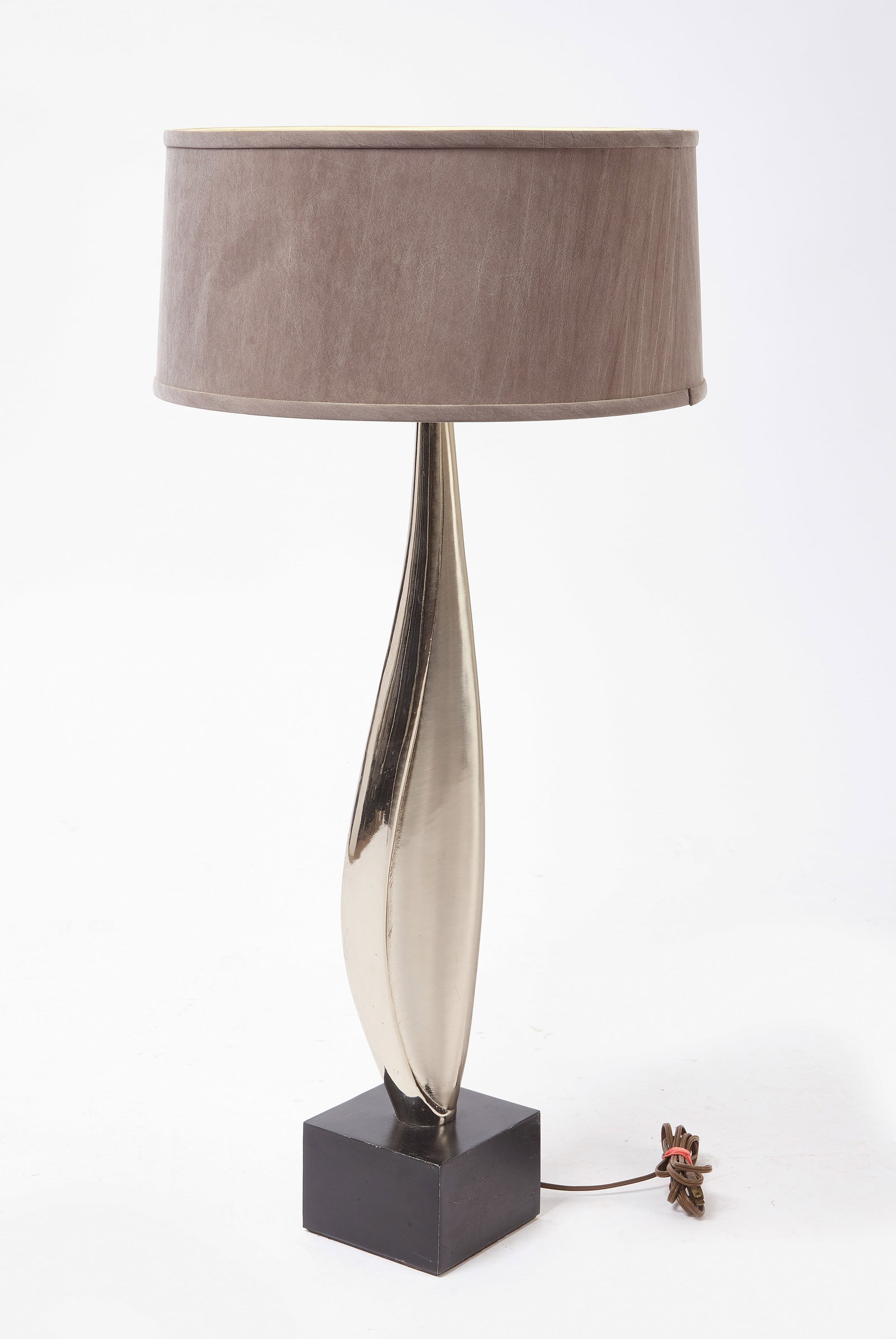 Table Lamp: Table lamp in chrome. circa 1980. H 31-1/2 in. Condition: Untested, appears to be in working condition. Link for high-res images: https://www.dropbox.com/scl/fo/fbsfjyqudin5yafy9hmv8/AGLAFVaxI4YZ4pfL3