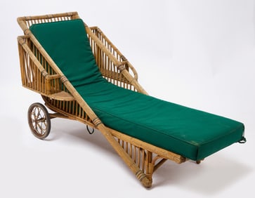 Rattan Chaise Lounge with Wheels