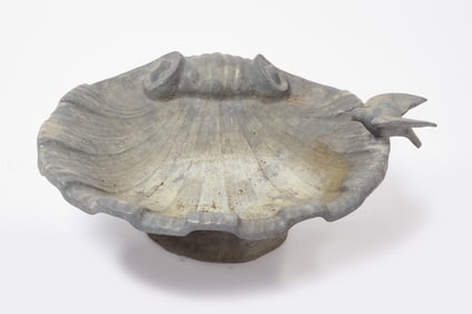 Clam Shell Bird Bath