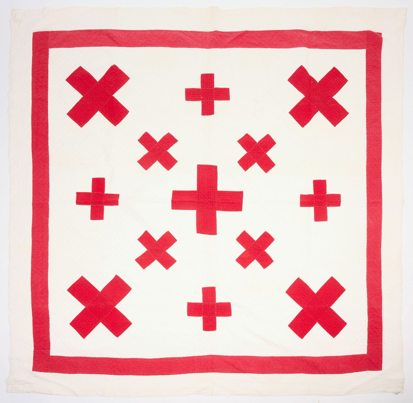 Modernist Cross Quilt (1 of 3)