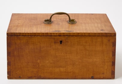 Shaker Curly Maple Dovetail Box with Loom Spindles