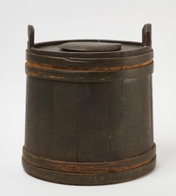 Early Oval Bait Bucket