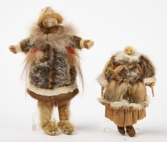 Pair of Eskimo Dolls