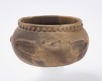 Mississippian Frog Effigy Vessel
