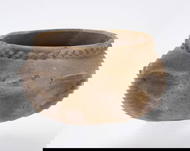 Mississippian Frog Effigy Vessel: Mississippian frog pottery bowl/effigy vessel. 800-1600 AD.&nbsp; H 4 in. D 5-1/2 in. Condition: Surface wear from age, some old smoothed rim chips. Link to high-res images: https://www.dropbox.com/sc