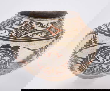 Zuni Pottery Olla: Large Zuni pottery olla. Southwestern U.S., 19th century. H 10-1/2 in. D 13 in. Condition:&nbsp; No damage or restoration. Light wear as expected. Link to high-res images:&nbsp;https://www.dropbox.com