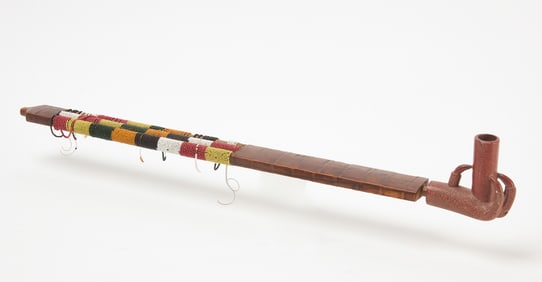 Catlinite Eagle Talons Pipe with Beadwork