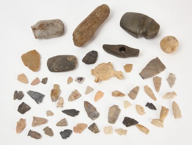Collection of Native American Artifacts and Arrowheads