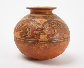 Late Tonosi or Montijo Pot with Bat-Monkey Motif