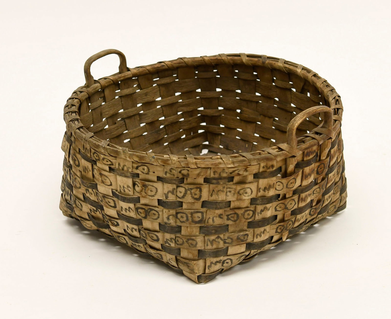 Woodlands Painted Splint Basket (1 of 3)