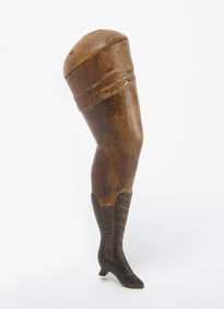 Ladies Leg Snuff Box