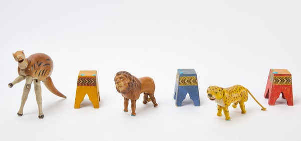 Schoenhut Kangaroo, Lion, and Leopard