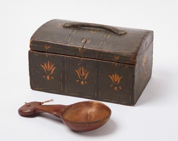 Paint-Decorated Dome Top Trunk with Lollipop Scoop