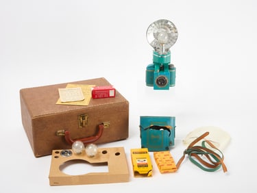 Beacon II Bakelite Camera in Turquoise