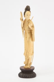 Fine Carved Chinese Figure