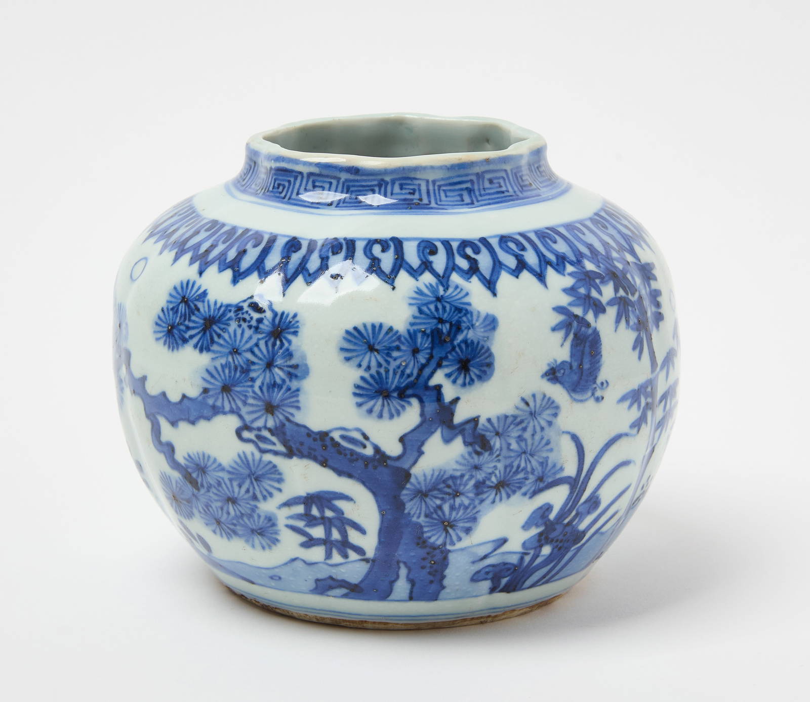 Chinese Blue and White Porcelain Ming Dynasty Jar