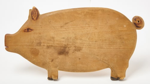 Pig Form Cutting Board