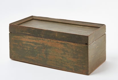 Painted Document Box with Molded Edge Tray Top