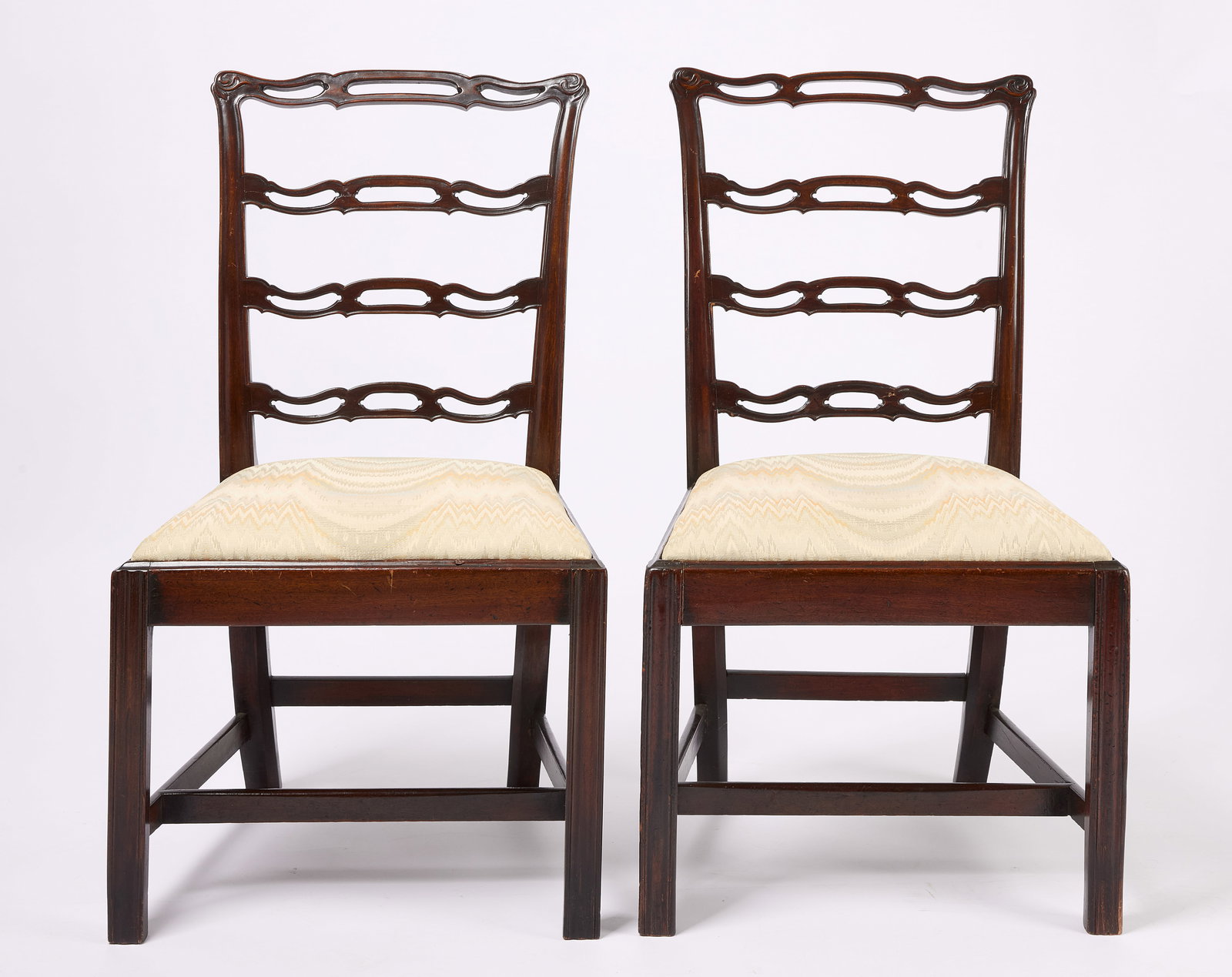 Pair of Ribbon Back Chairs: Pair of ribbon back chairs. Mahogany. 19th century. H 37-1/4 in. W 21-1/2 in. D 20-1/4 in. SH 17-1/2 in. Condition: Some replaced or missing glue blocks. Link to high-res images: https: