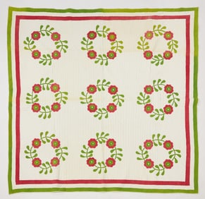 Floral Wreath Quilt
