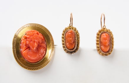 Victorian Gold and Carnelian Brooch and Matching Earrings