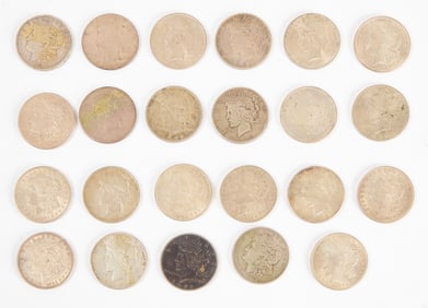 Group of 23 US Peace Silver Dollars, dated 1921-1922