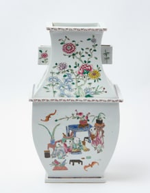 Chinese Famile Rose Vase