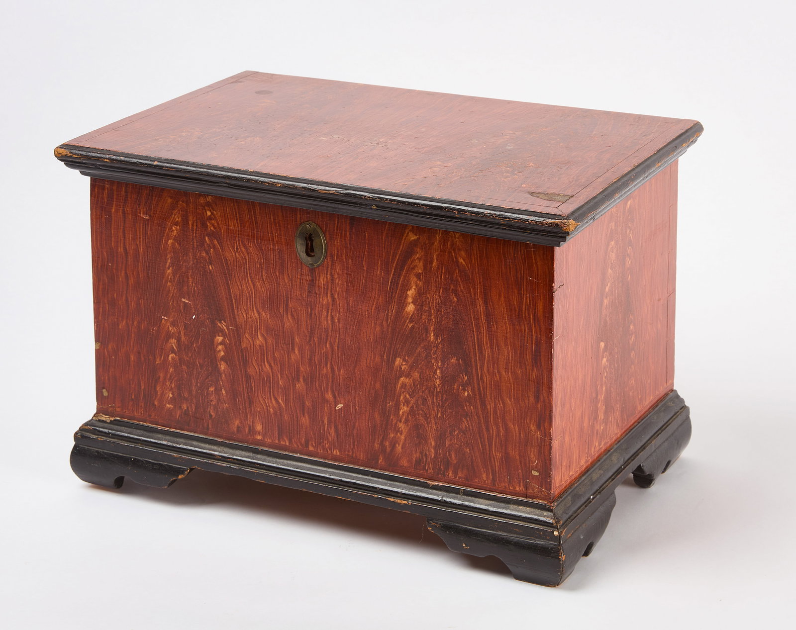 Miniature Painted Blanket Chest (1 of 5)