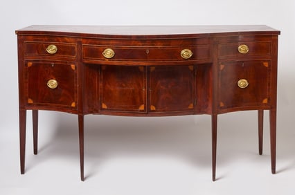 Fine Hepplewhite Sideboard