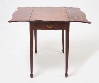 Drop Leaf Table with Spade Feet