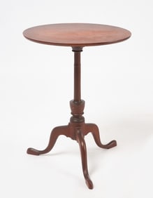 Queen Anne Candlestand