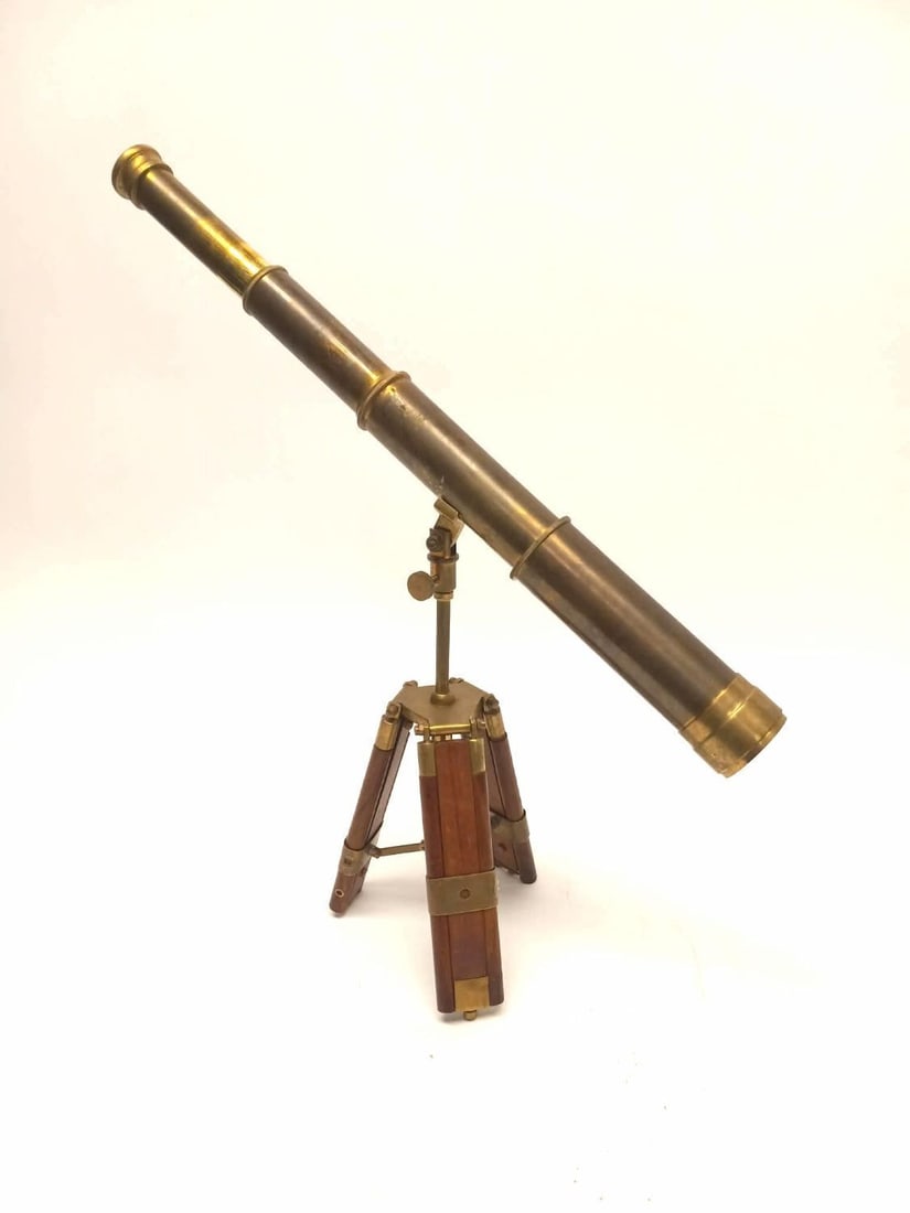 Brass Telescope (1 of 3)