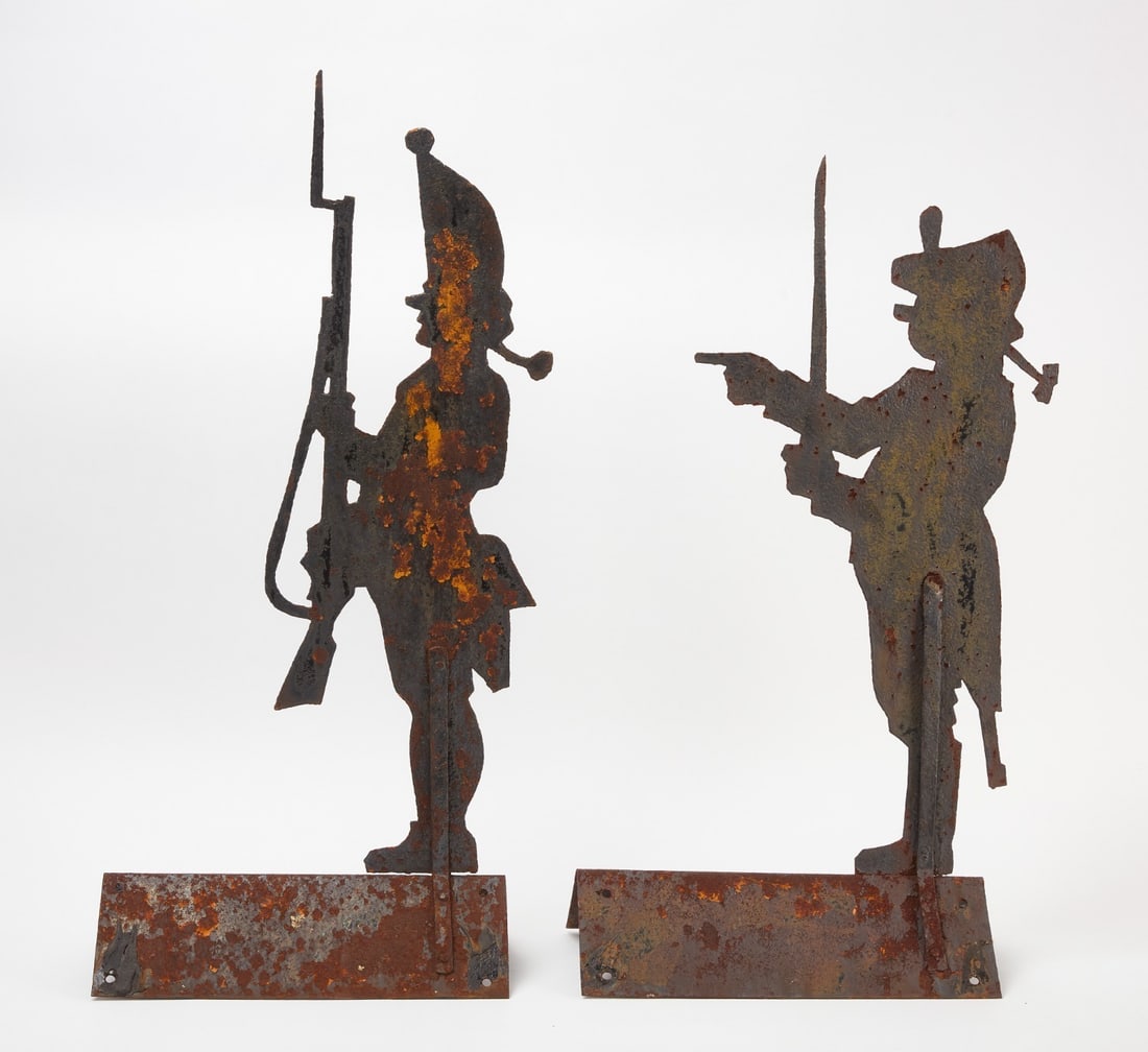 Pair of Iron Soldier Roof Top Figures (1 of 3)